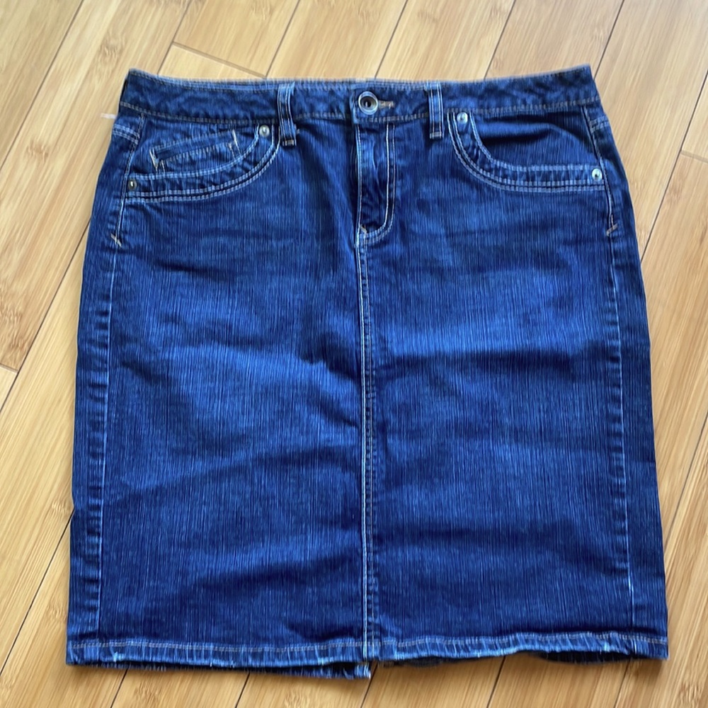 Denim skirt